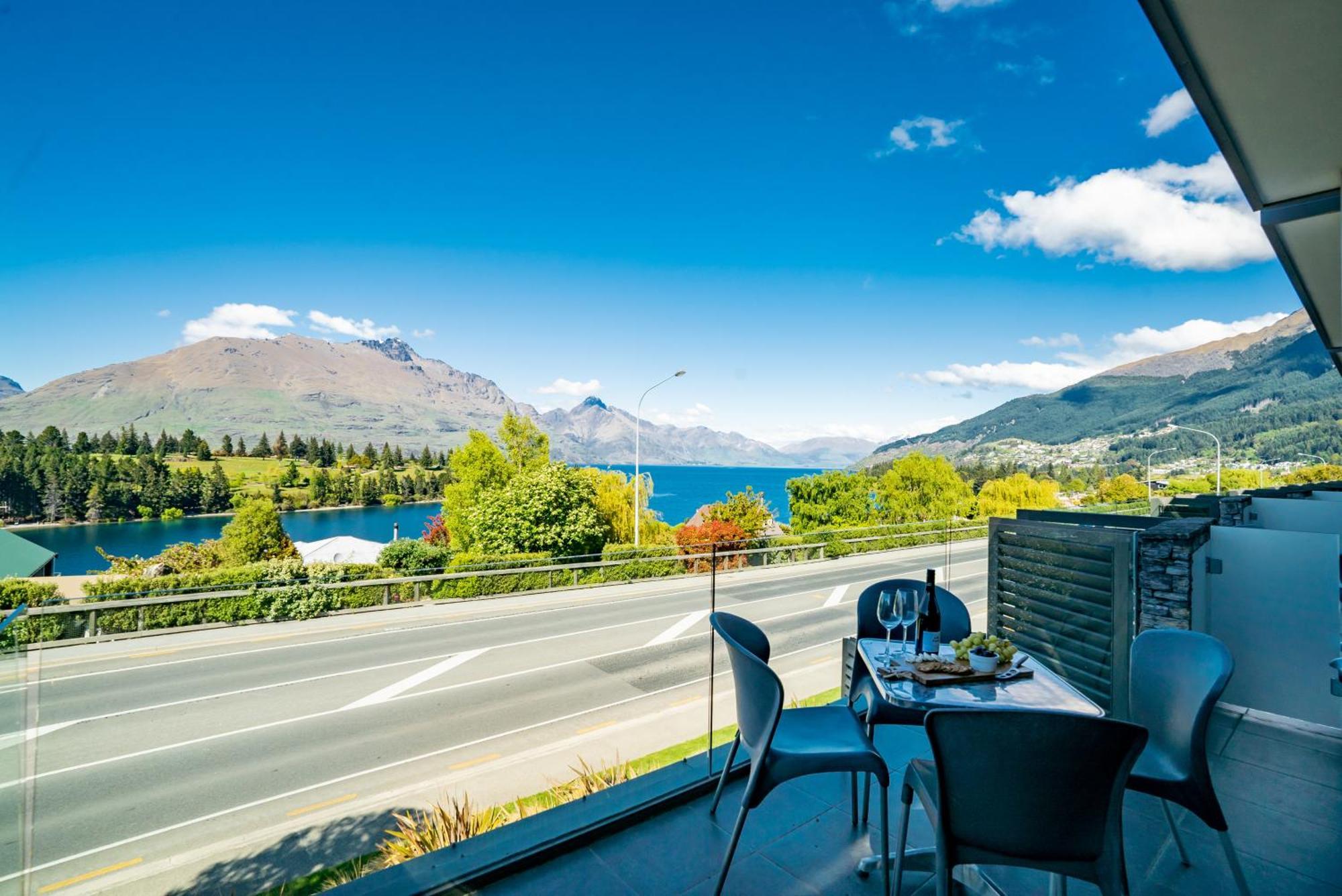 Modern Executive Living In Pounamu Apartment Queenstown Exterior photo