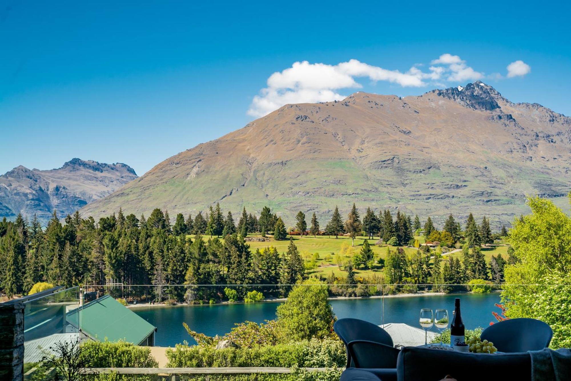 Modern Executive Living In Pounamu Apartment Queenstown Exterior photo